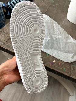 AIR FORCE 1s white