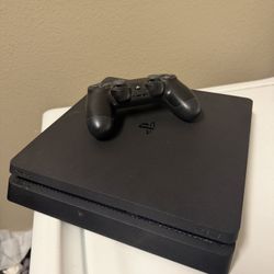 PS4 Slim