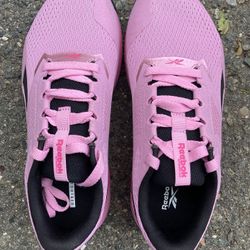 NEW! REEBOK Women’s Pink TR2 Sneakers 