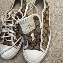 Coach Shoes Size 8.5B