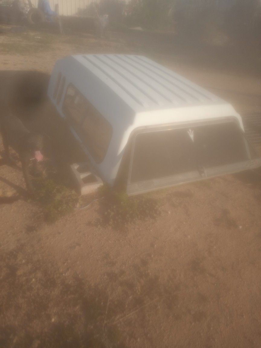 Long Bed Camper Shell White Must Go Asap