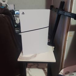 PS5 Disc Free console 
