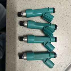 Toyota Fuel Injectors Camry,Avalon,Rav4,Solara,ScionTc,2.4 L To V6 Fitments