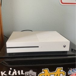 Xbox One S