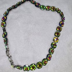 beautiful silver necklace