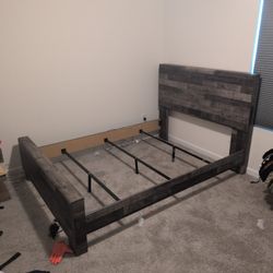 Queen Bedframe