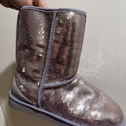 UGG Australia Womens Size 9 Classic Short Sparkles Sequins Purple Violet Boots