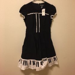 Hot Topic New Small Piano Ruffle Lace Black White Gothic Lolita Striped Dress