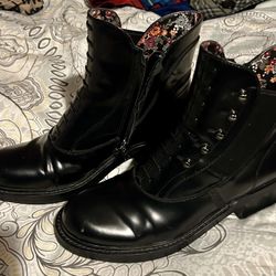 Women’s Coach Booties 8.5