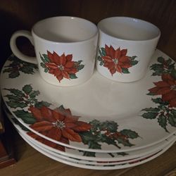 Xmas Dishes N Other Decor