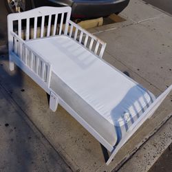 Small bed  for kids