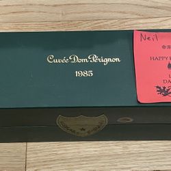 Danny Devito Holiday Camera Crew Gift From Renaissance Man 1993 - Bottle Unopened Of 1985 Dom Pérignon Champagne