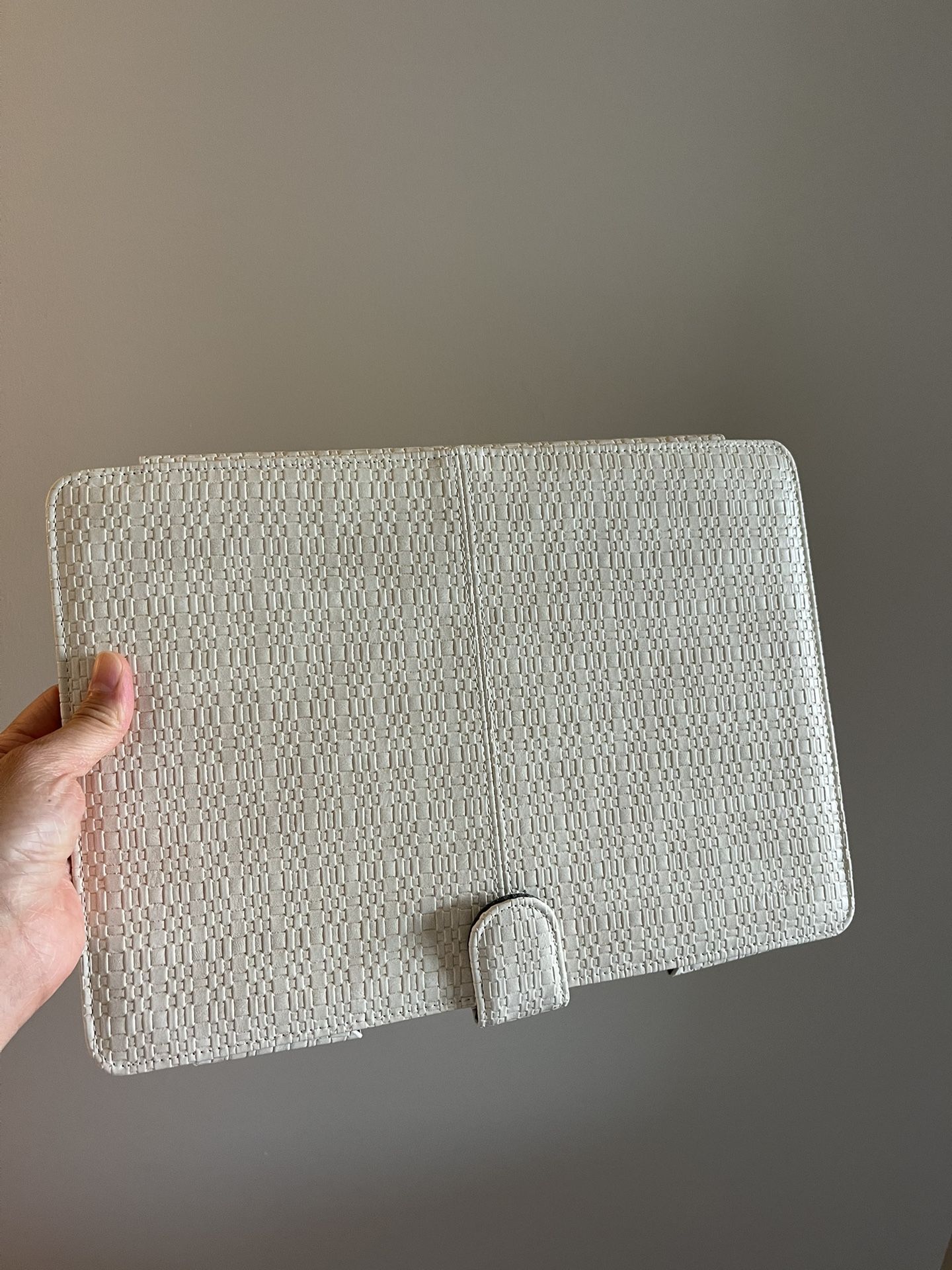 MOSISO Macbook 13in Faux Leather Case Beige