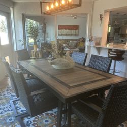 Indoor/outdoor patioSet
