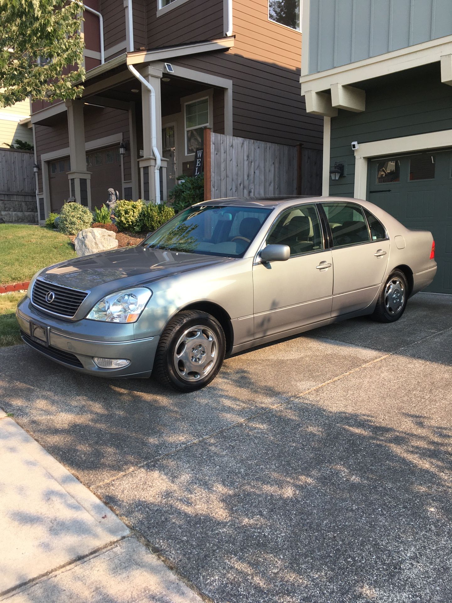 2001 Lexus LS 430