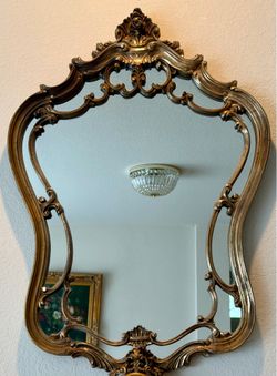 Large MIRROR - Entrancing and completely capturing your attention