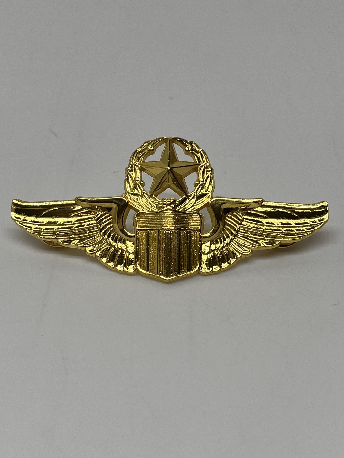 U. S Air Force Military Pilot Metal Wing Badge