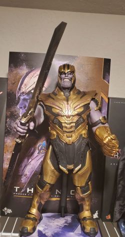 Hot Toys Thanos 1/6 Scale Figure