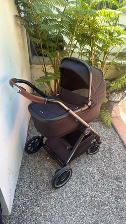 SILVER CROSS REEF 2 FOLDABLE STROLLER + BASSINET — 2024 | Black | With Sun Sail & Rain Cover