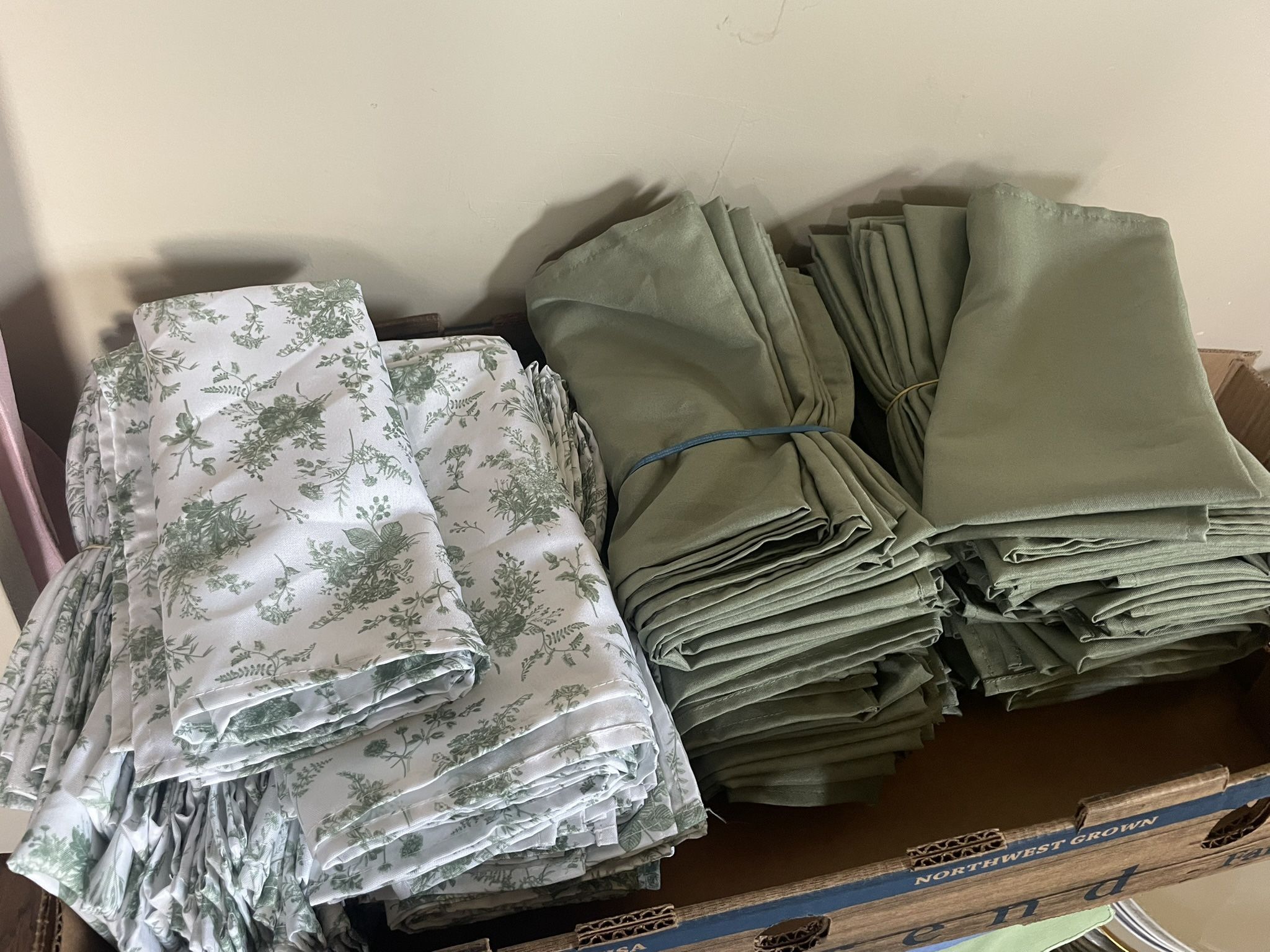 Approx 130 Count Green Napkins - Used Once And Washed