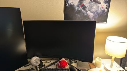 Samsung Curved 29 inch 240 hz monitor