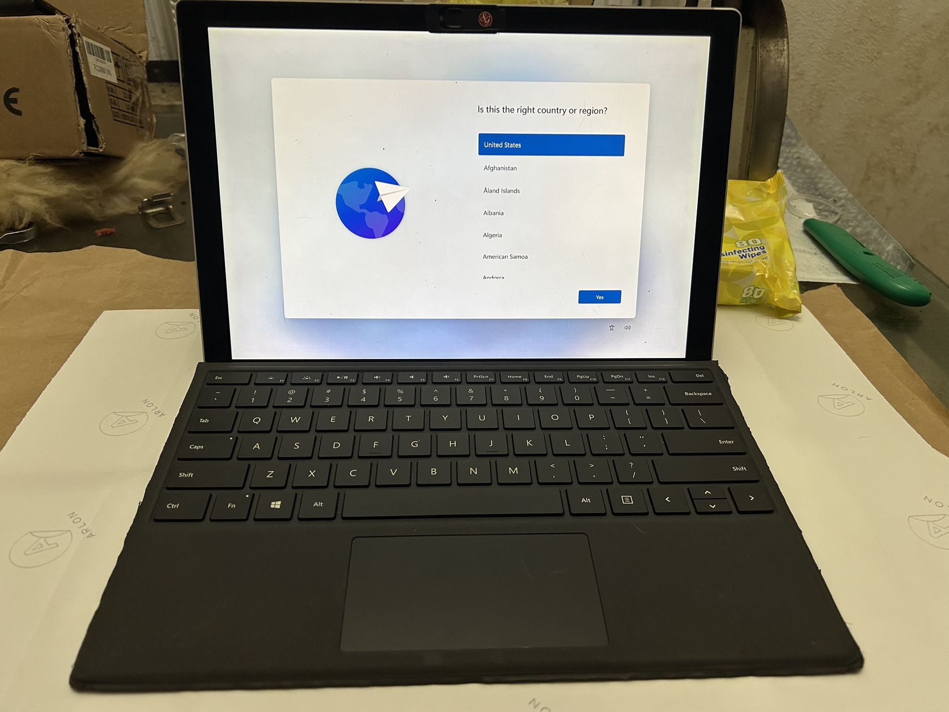 Microsoft Surface Pro 4 1724 i5-6300U 8GB RAM 256GB SSD Win 11 Pro-SILVER