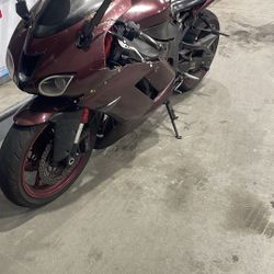 2008 Kawasaki ninja ZX6R 