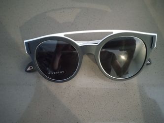 Givenchey Sunglasses 