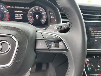 2020 Audi Q8 Thumbnail