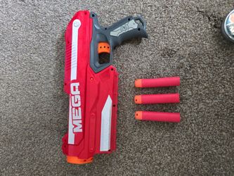 Mega Nerf Blaster with 3 darts