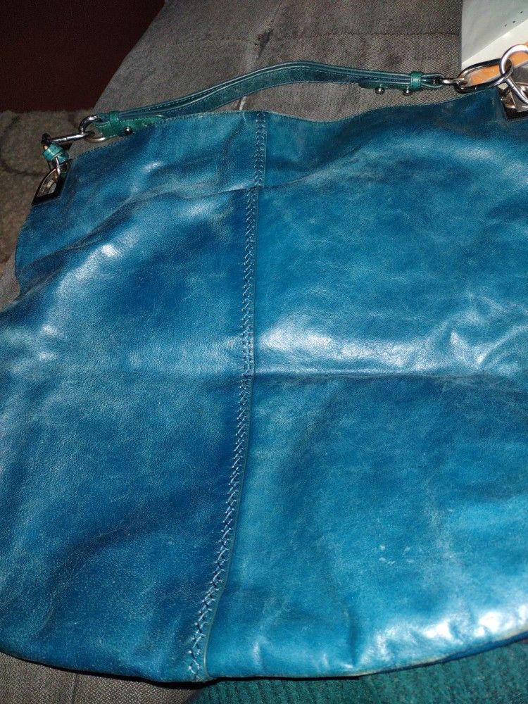 Badgley Mischka Top Handle Handbag..$10 FIRM