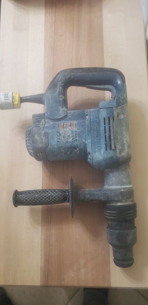 Bosch Chipping Hammer