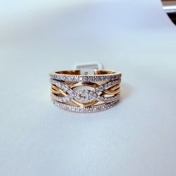 10K Gold & Diamonds Ring