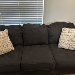 New Full Size Pull Out Couch -need Gone ASAP! 