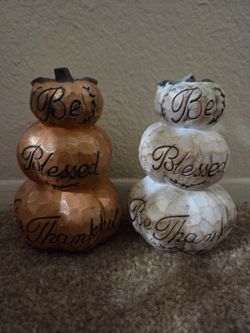 "Be Blessed. Be Thankful" Three Tier White and Orange Ceramic Pumpkin Household Decor (2)