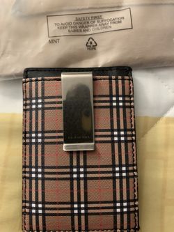 Burberry Leather Money Clip Card Holder