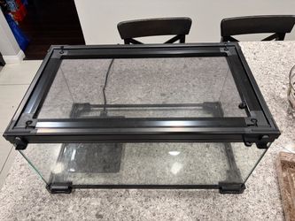 Zilla QuickBuild Reptile Terrarium with 8watt heating pad