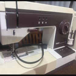 Sewing Machine PFAFF 