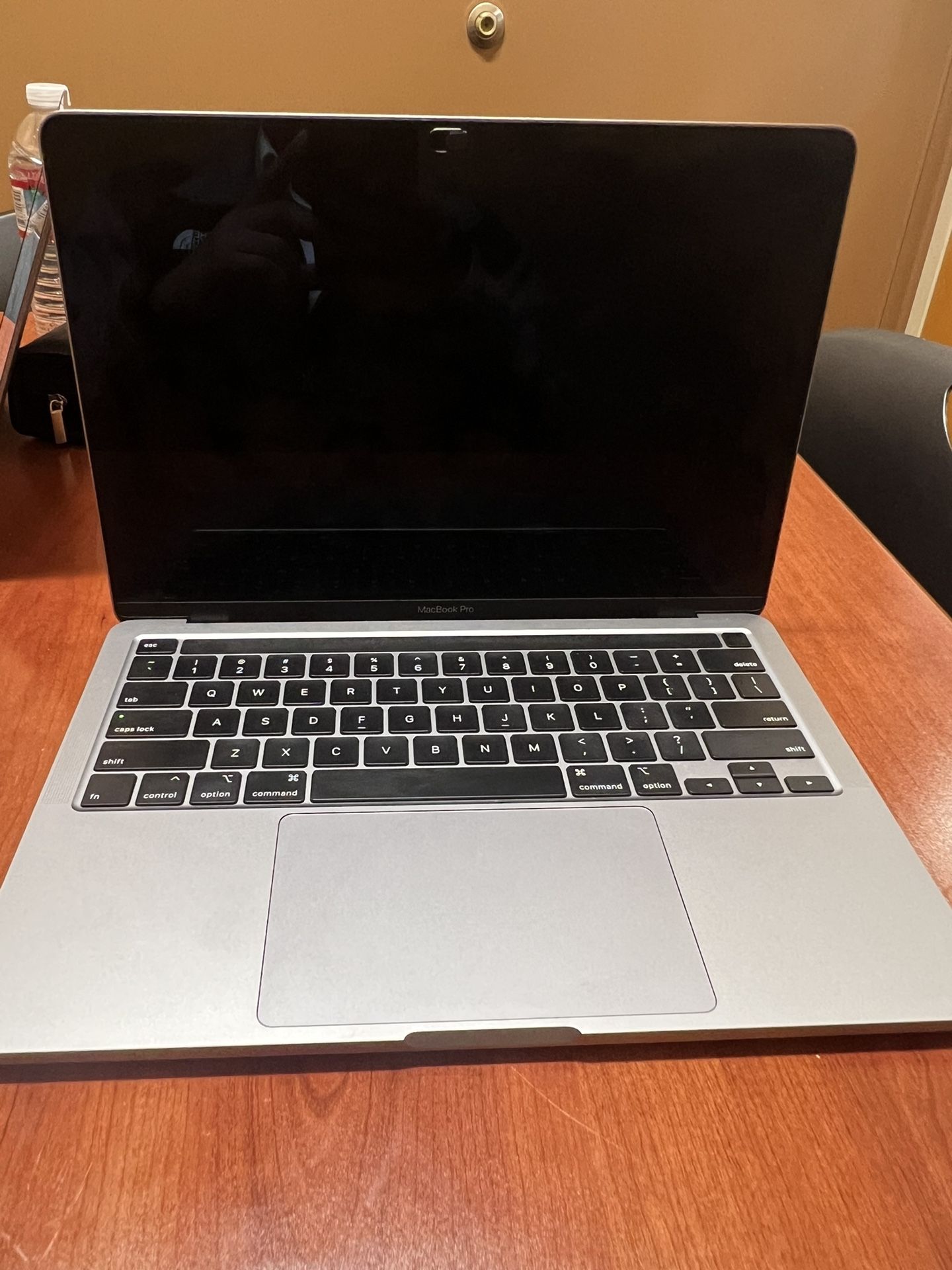 MacBook Pro 13 Inch, 2020, Two Thunderbolt 3 ports MacBook Pro 13 Inch, 2020, Two Thunderbolt 3 ports