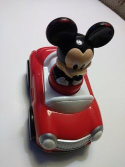 Walt Disney. Pull back Racer