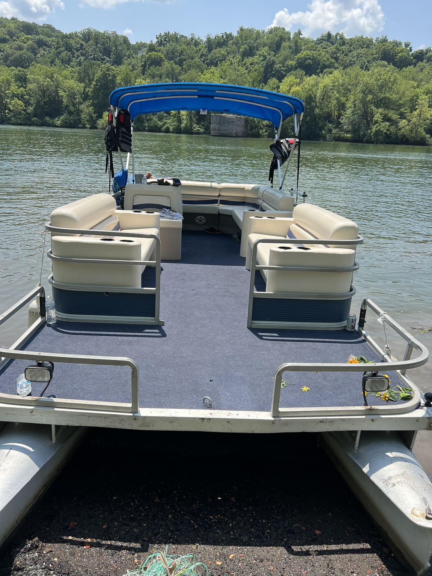 Pontoon Boat
