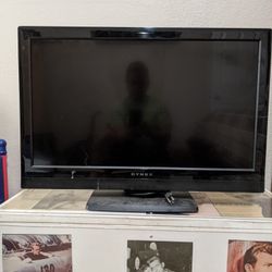32" Wide Screen TV