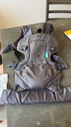 Infantino baby carrier