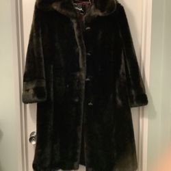 EVANS  FURRIERS FULL LENGTH FAUX MINK COAT