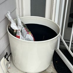 2 Giant Plastic Plant Pots With Soil