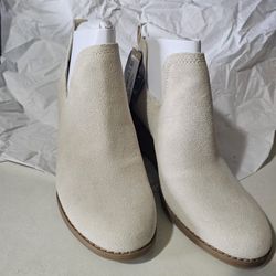 Tom's Kallie Wedge Boot