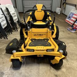 Like New Lawn Tractor