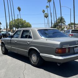 1982 Mercedes-Benz 300