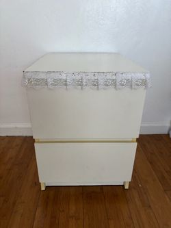 Super cute nightstand