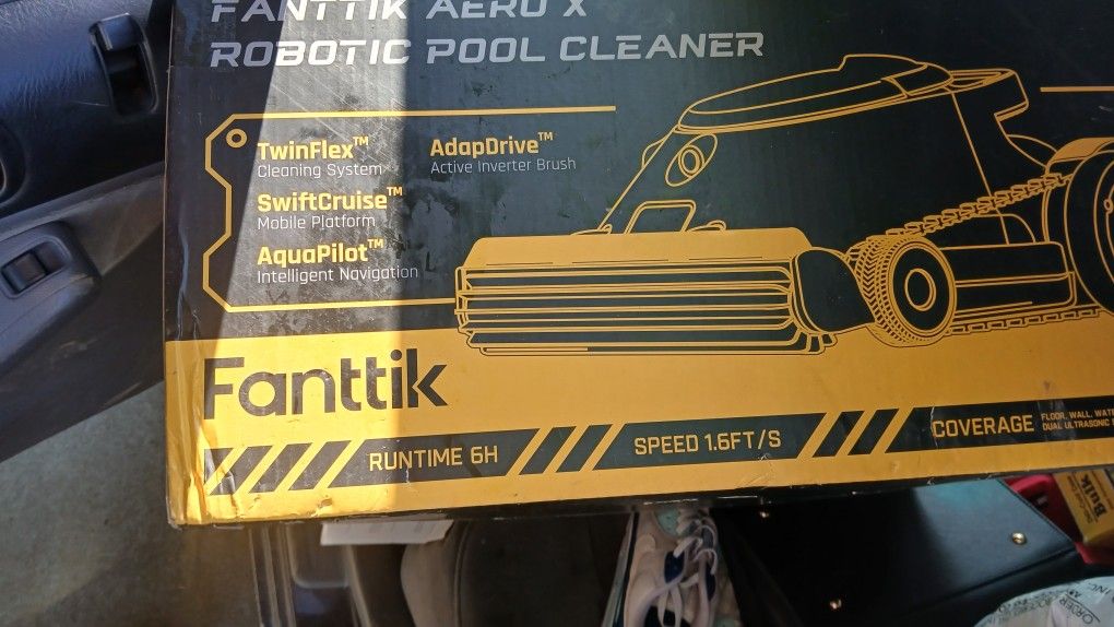 Robotic Pool Cleaner
